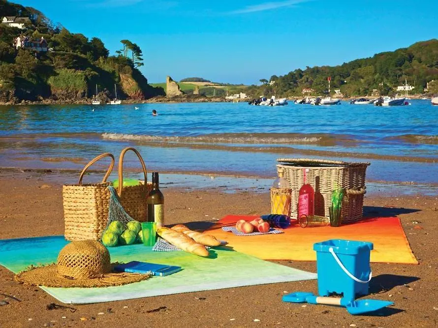 1 Combehaven