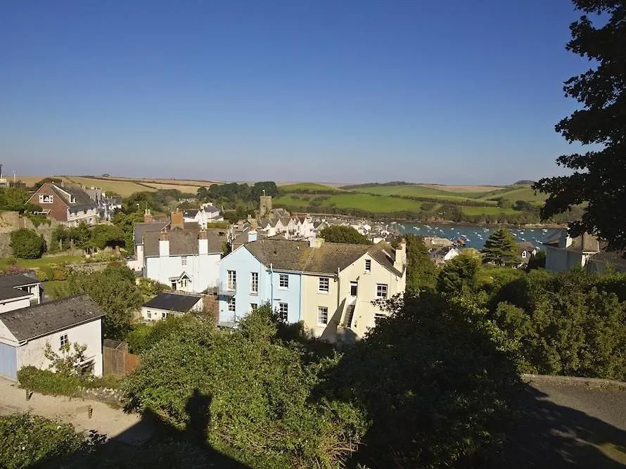 1 Combehaven * Salcombe