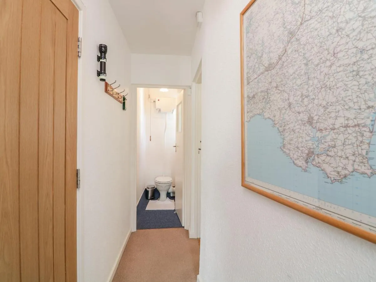8b Fore Street *