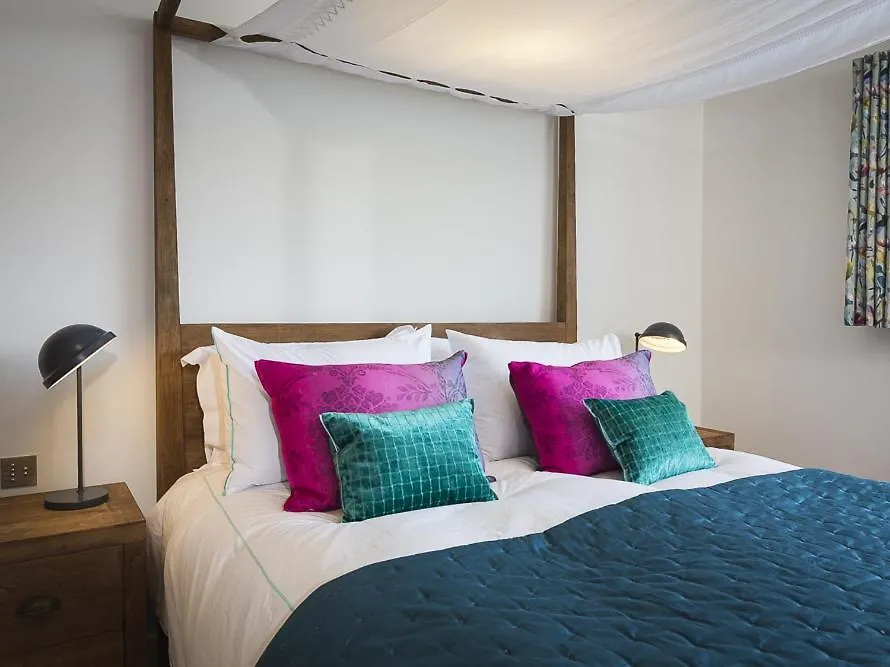8, Estura Holiday home *