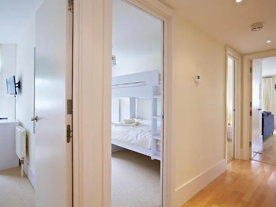 6 Combehaven * Salcombe