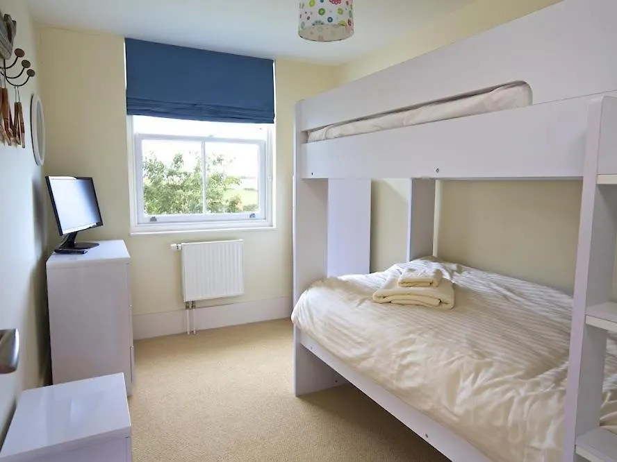 Holiday home 6 Combehaven *
