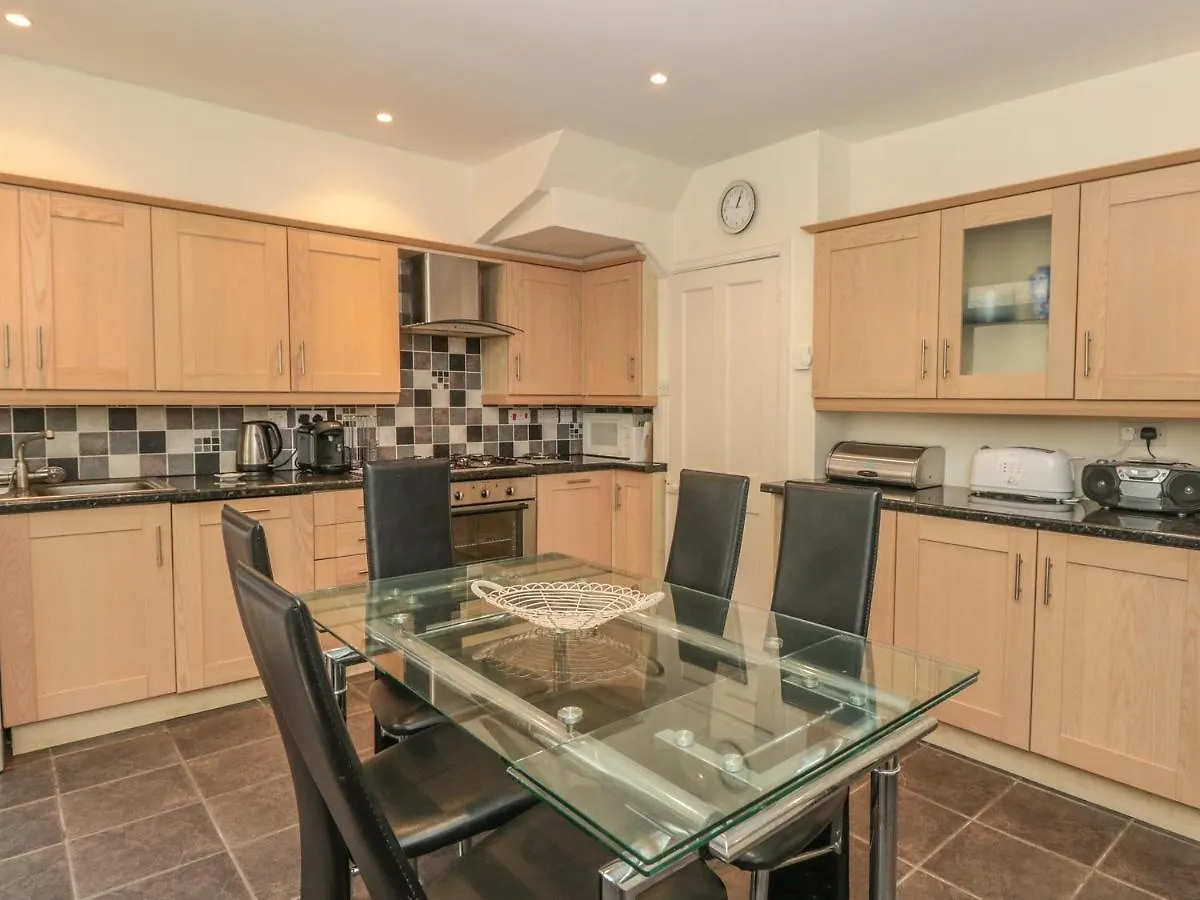 5 Island Street Salcombe