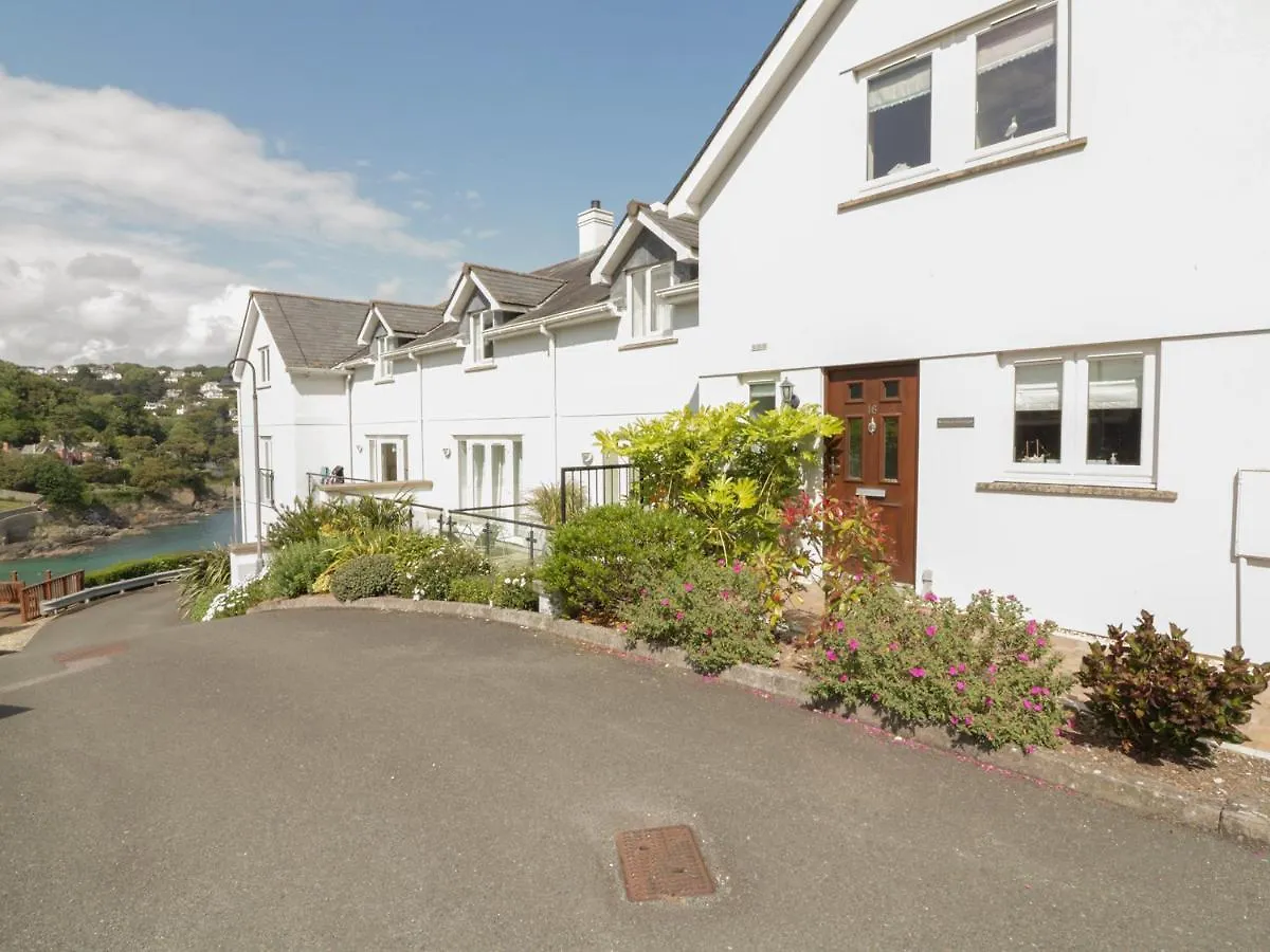 16 Bolt Head Holiday home