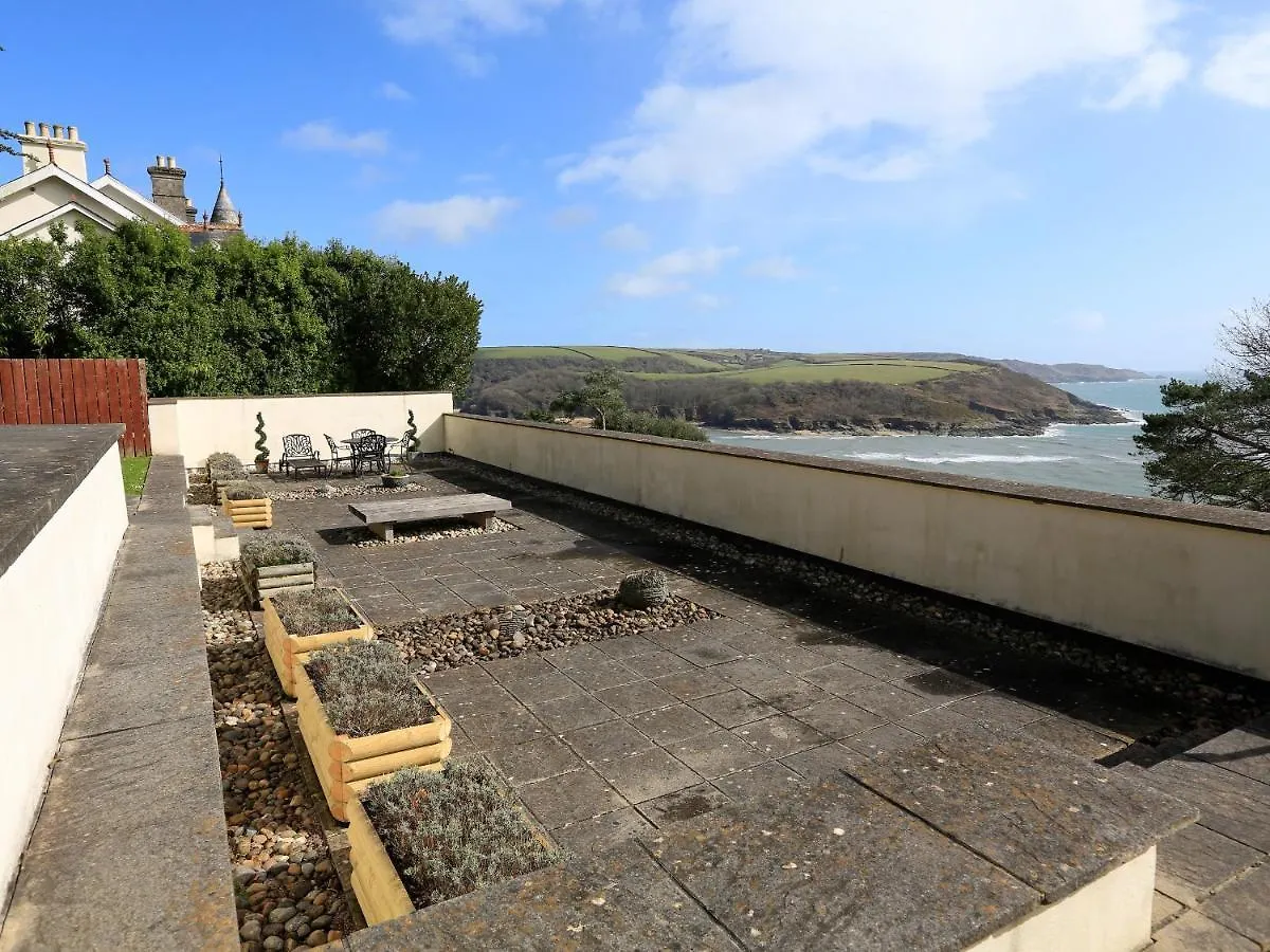 6 Grafton Towers Salcombe