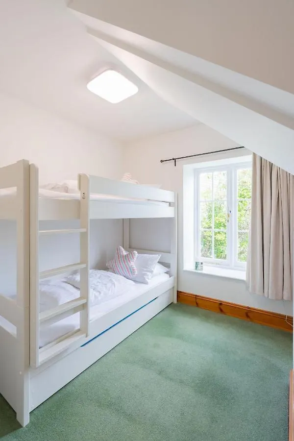 The Old Coach House * Salcombe
