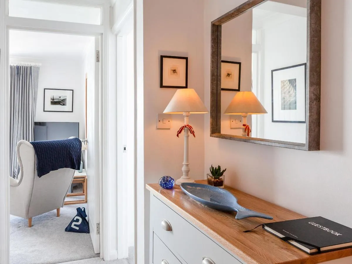 32 The Apartment Salcombe