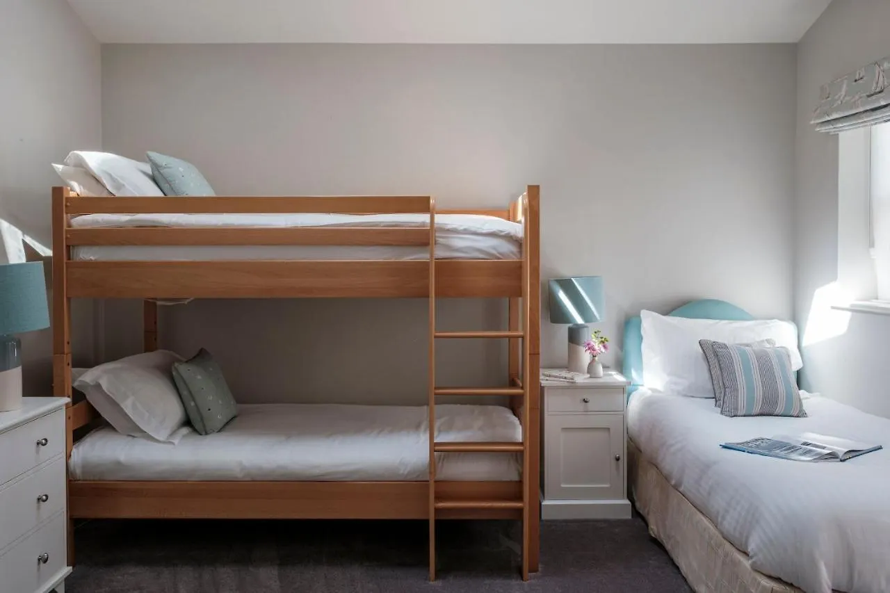 Watch Hill Holiday home Salcombe