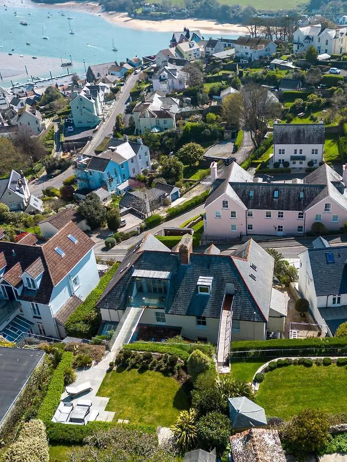 Watch Hill Holiday home Salcombe
