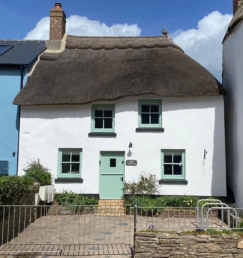 Hope Thatch * Salcombe