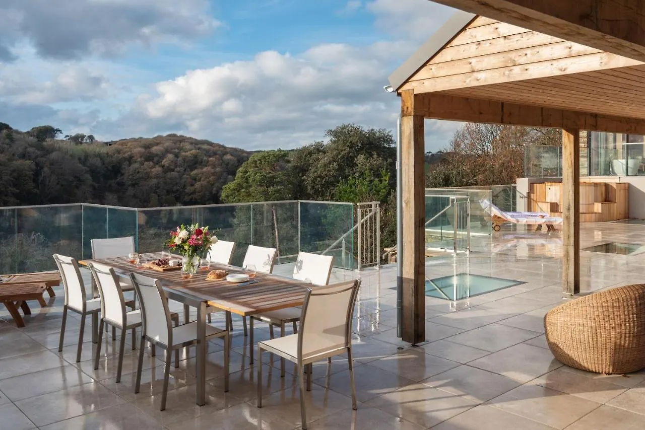 Topwood Salcombe