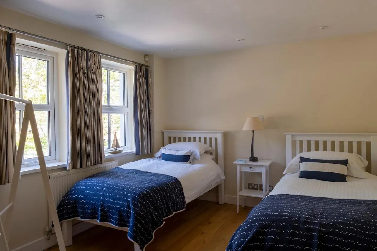 South Sands 4* Salcombe