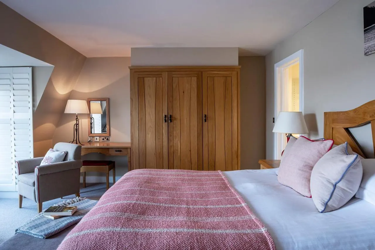 South Sands Hotel 4*