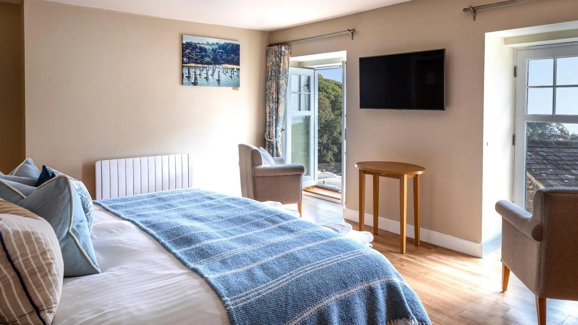 South Sands Hotel