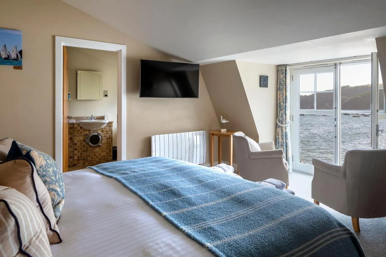 South Sands Hotel 4*