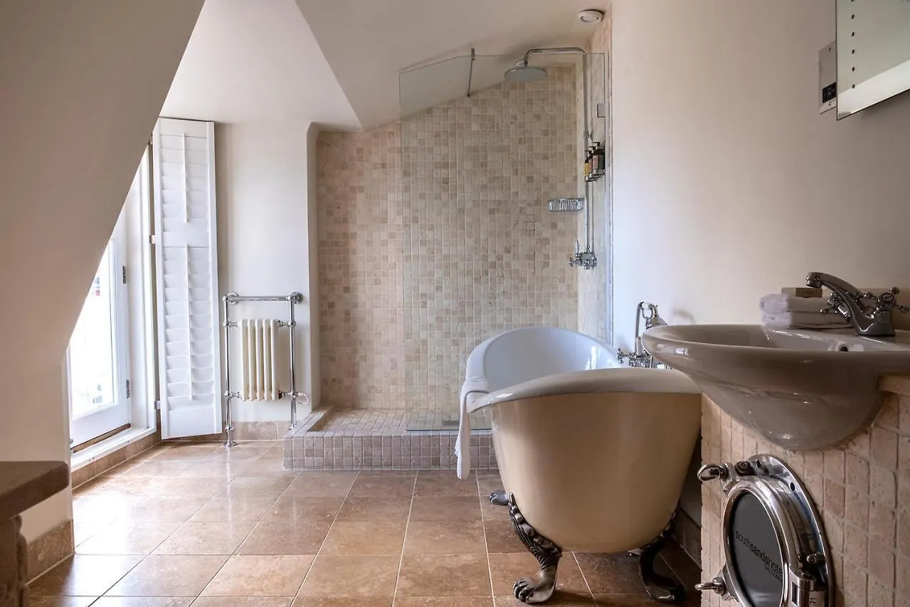 South Sands 4* Salcombe