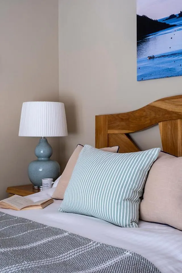 South Sands 4* Salcombe
