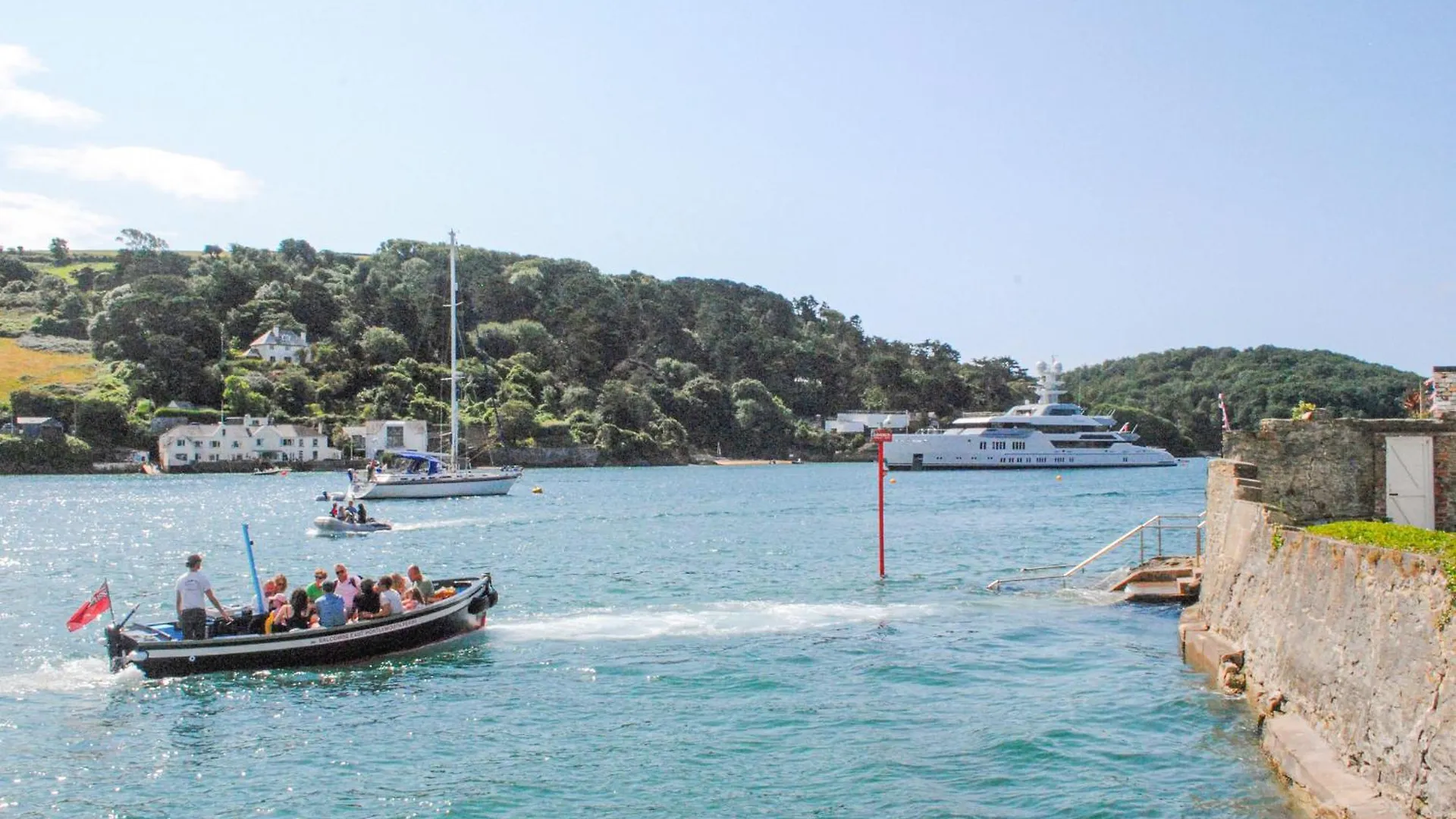 22 The * Salcombe