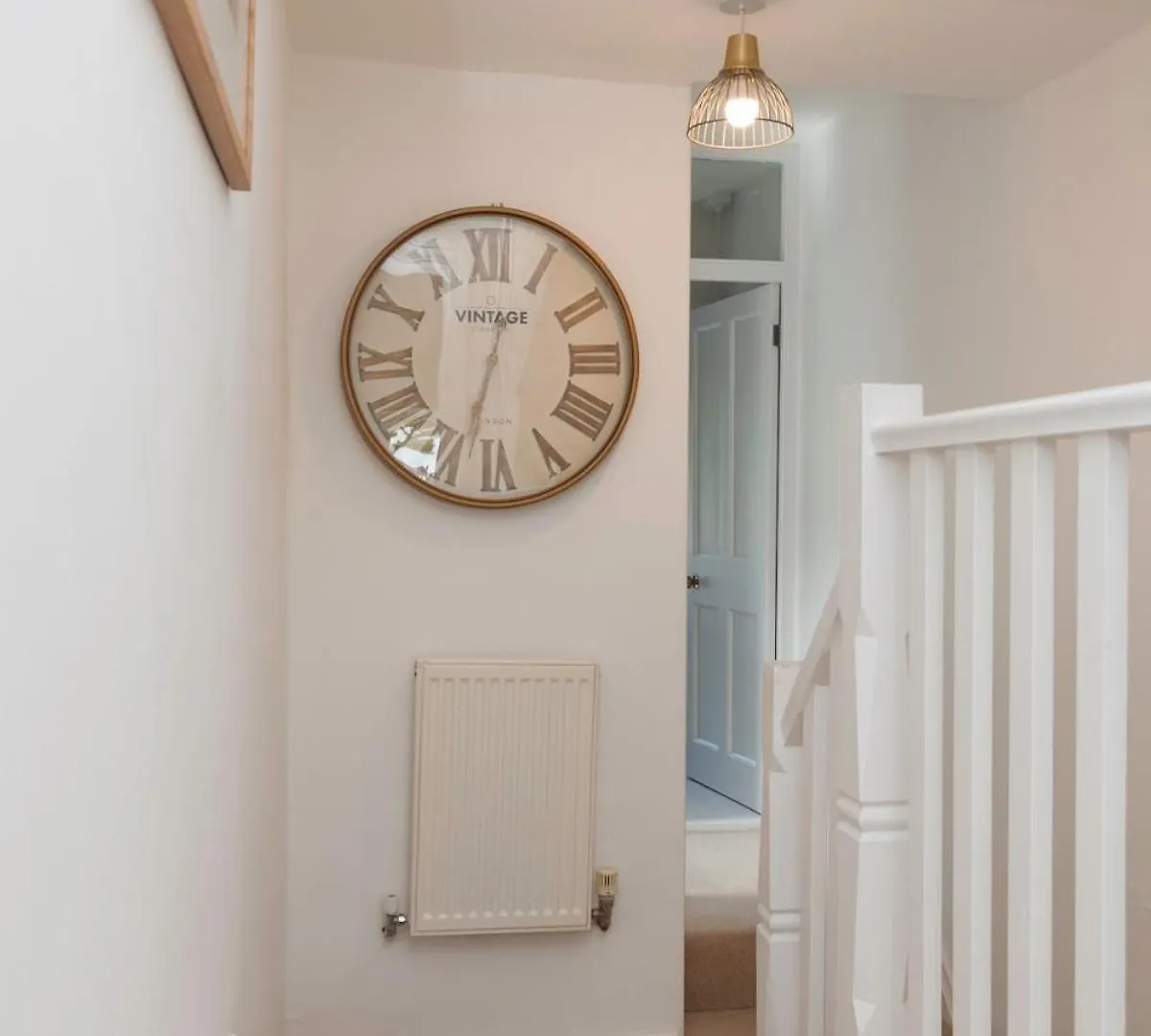 Holiday home Stylish Coastal Living - Prime Location, Garden And Parking *