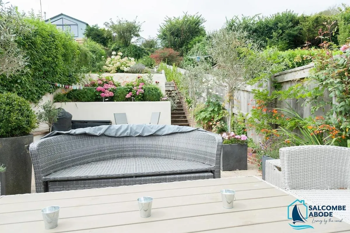 Holiday home Stylish Coastal Living - Prime Location, Garden And Parking Salcombe