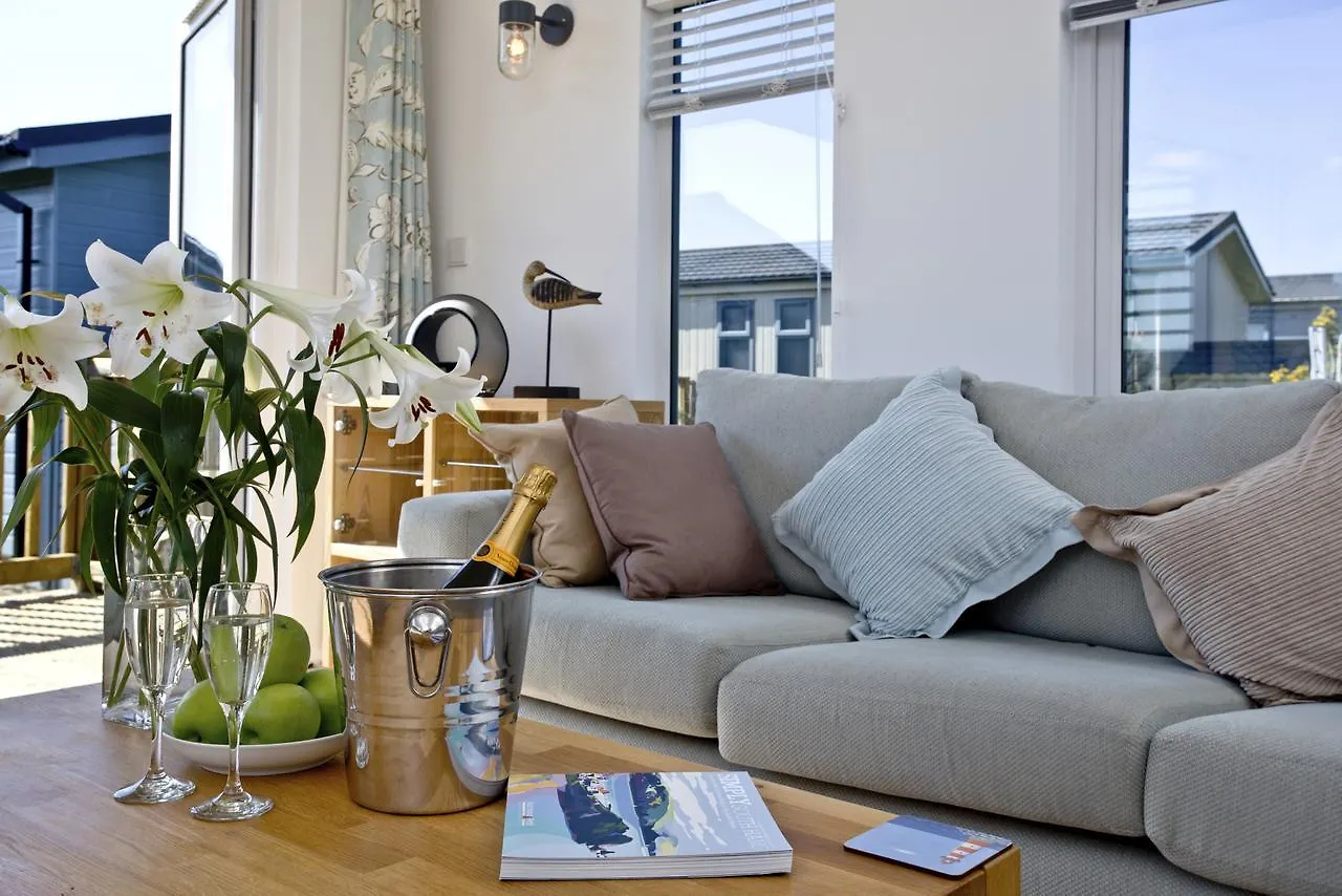 Sea Monkey Lodge Salcombe