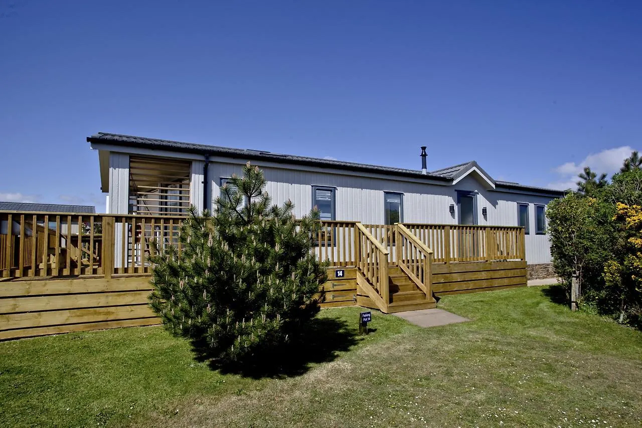 Sea Monkey Lodge *