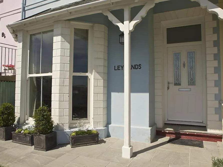 Leylands Holiday home *